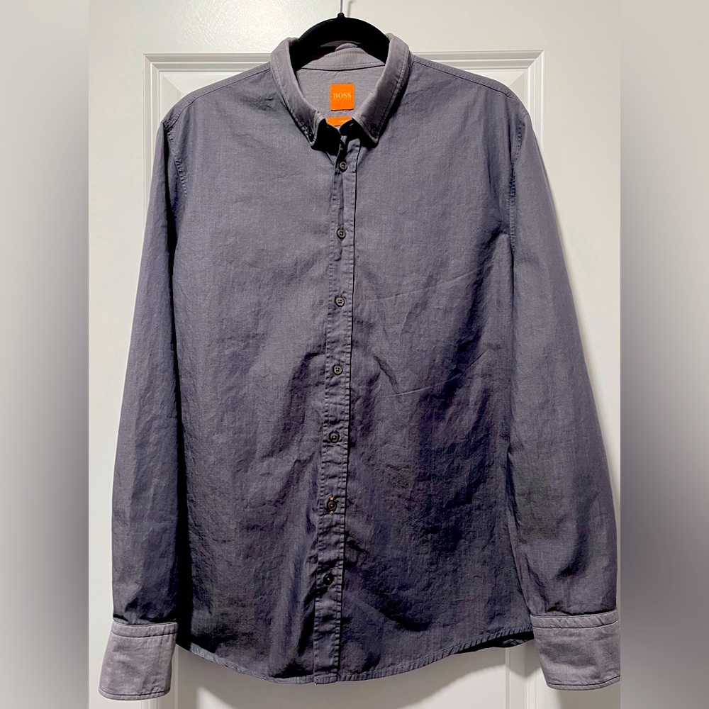Boss Hugo Boss Orange Long Sleeved Buttoned Up Shirt For Men. Size Large.